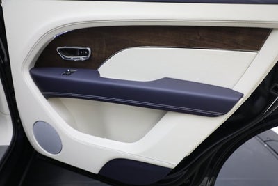 2024 Bentley Bentayga EWB V8
