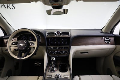 2024 Bentley Bentayga EWB V8
