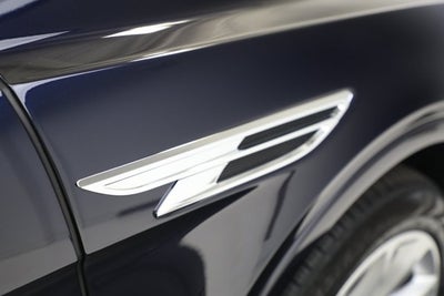 2024 Bentley Bentayga EWB V8