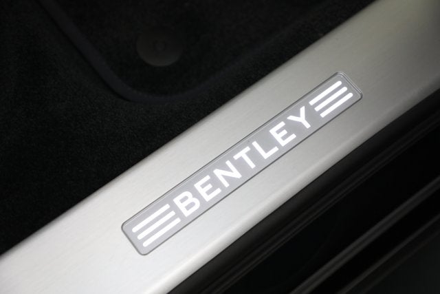 2024 Bentley Bentayga EWB V8