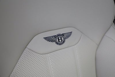2024 Bentley Bentayga EWB V8