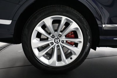 2024 Bentley Bentayga EWB V8
