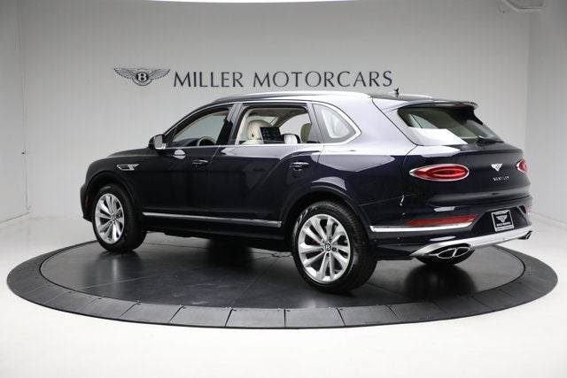 2024 Bentley Bentayga EWB V8