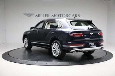 2024 Bentley Bentayga EWB V8