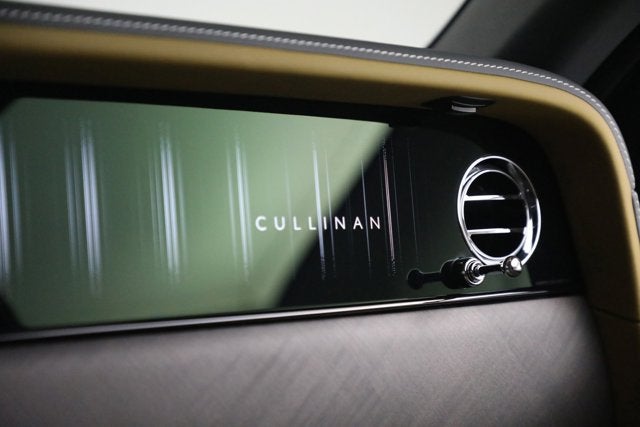 2025 Rolls-Royce Cullinan 