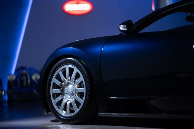 2006 Bugatti Veyron 16.4 Base