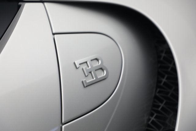 2025 Bugatti Mistral Base