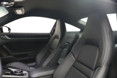 2025 Porsche 911 Carrera