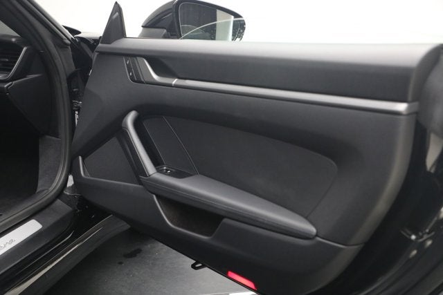 2025 Porsche 911 Carrera