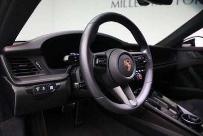 2025 Porsche 911 Carrera GTS