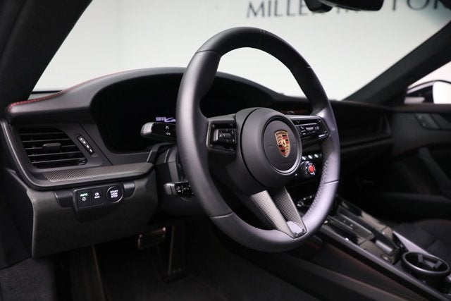 2025 Porsche 911 Carrera GTS