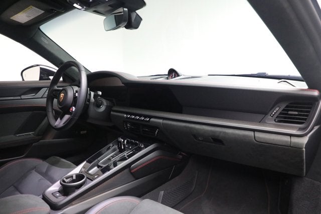 2025 Porsche 911 Carrera GTS