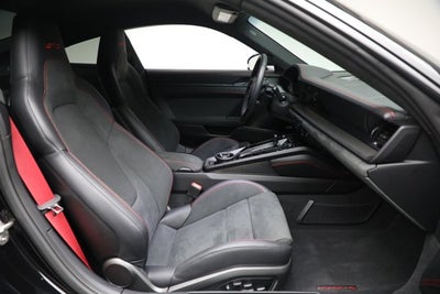 2025 Porsche 911 Carrera GTS