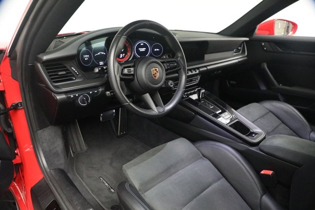 2022 Porsche 911 Carrera 4 GTS