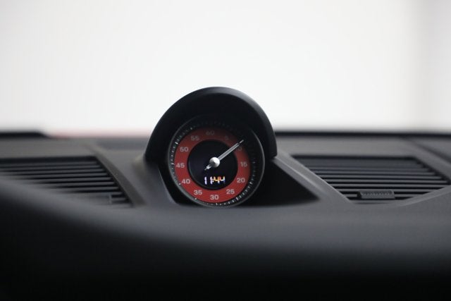 2022 Porsche 911 Carrera 4 GTS