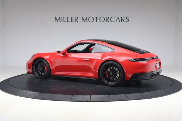 2022 Porsche 911 Carrera 4 GTS