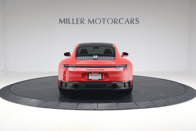 2022 Porsche 911 Carrera 4 GTS