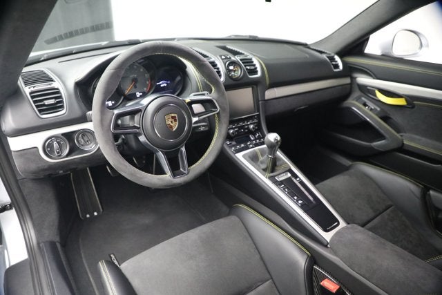 2016 Porsche Cayman GT4
