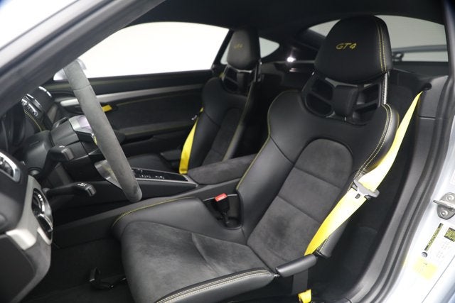 2016 Porsche Cayman GT4