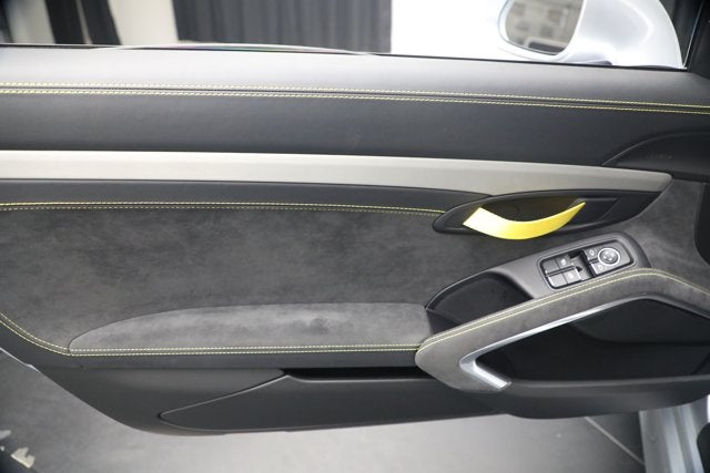 2016 Porsche Cayman GT4