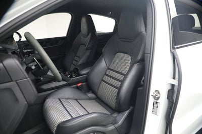 2024 Porsche Cayenne S Coupe
