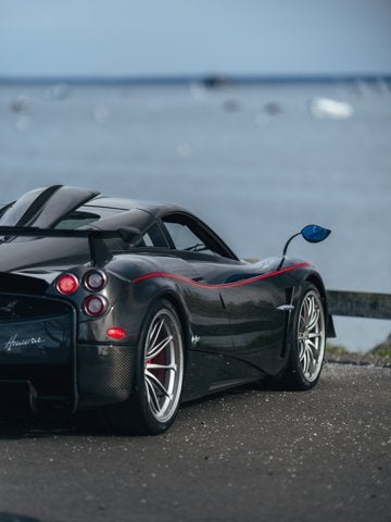 2014 Pagani Huayra Coupe Base