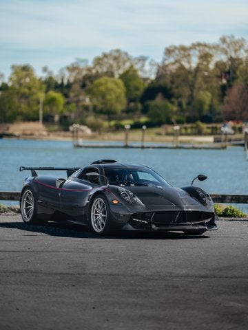2014 Pagani Huayra Coupe Base