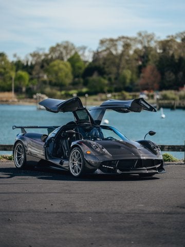 2014 Pagani Huayra Coupe Base