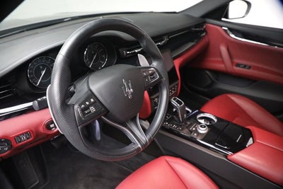 2022 Maserati Quattroporte Modena Q4
