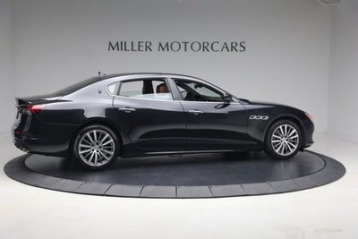 2022 Maserati Quattroporte Modena Q4
