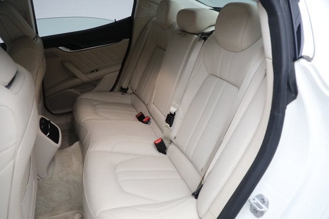 2022 Maserati Ghibli Modena Q4