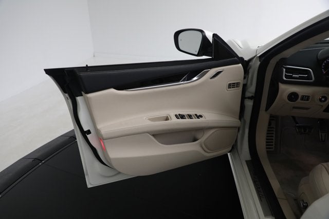 2022 Maserati Ghibli Modena Q4