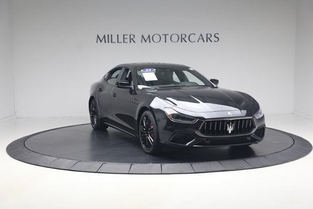 2023 Maserati Ghibli Modena Q4