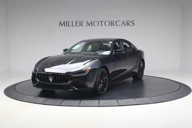 2023 Maserati Ghibli Modena Q4