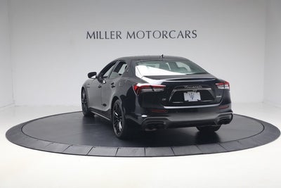 2023 Maserati Ghibli Modena Q4