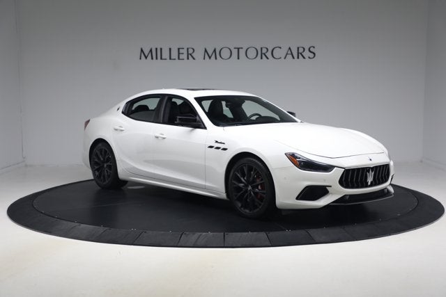 2022 Maserati Ghibli Modena Q4