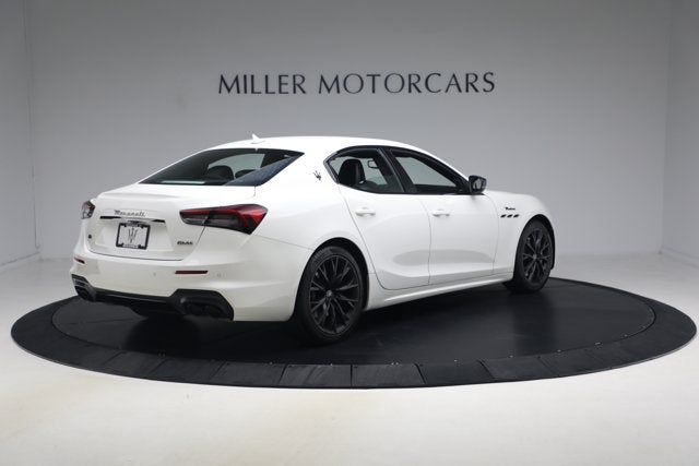 2022 Maserati Ghibli Modena Q4