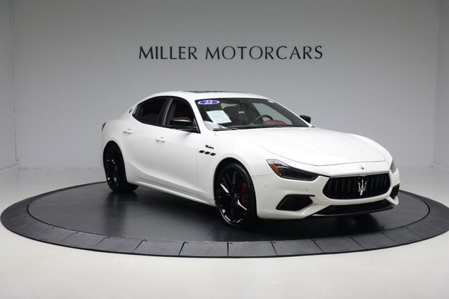 2022 Maserati Ghibli Modena Q4