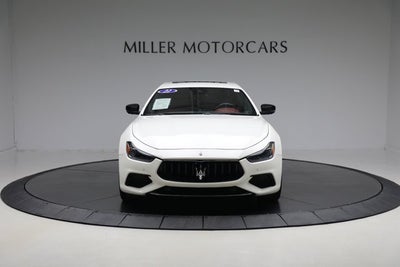 2022 Maserati Ghibli Modena Q4