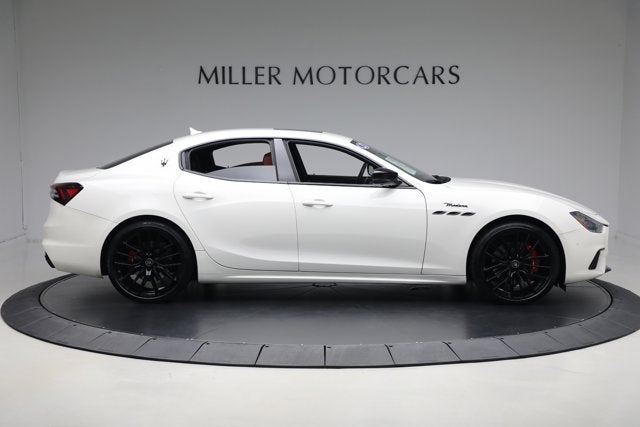2022 Maserati Ghibli Modena Q4