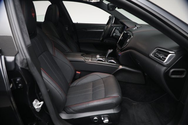 2023 Maserati Ghibli Modena Q4