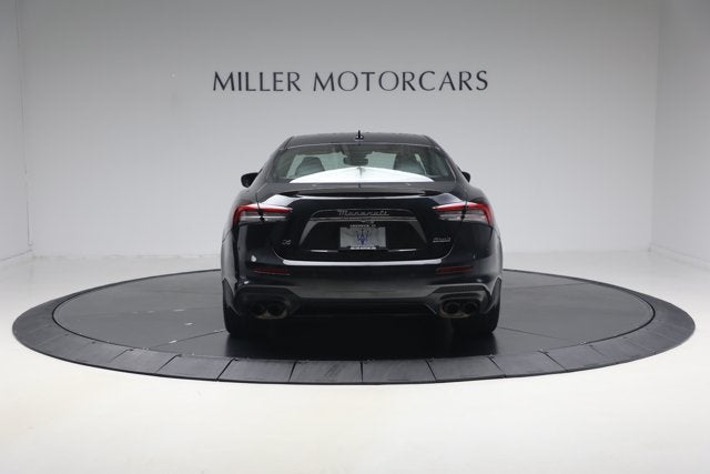 2023 Maserati Ghibli Modena Q4