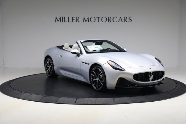 2026 Maserati GranCabrio Modena