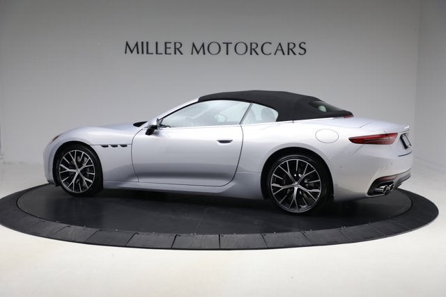 2026 Maserati GranCabrio Modena