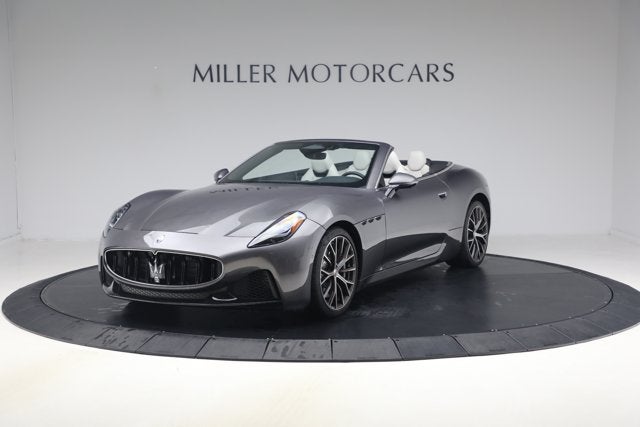 2026 Maserati GranCabrio Modena