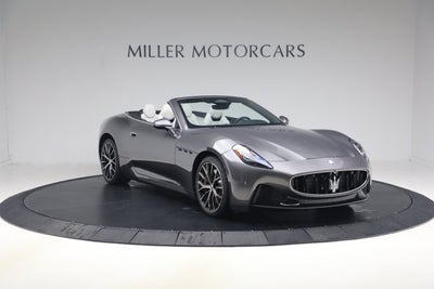 2026 Maserati GranCabrio Modena