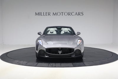 2026 Maserati GranCabrio Modena