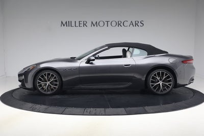 2026 Maserati GranCabrio Modena