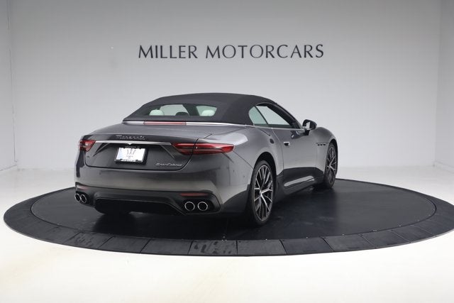 2026 Maserati GranCabrio Modena