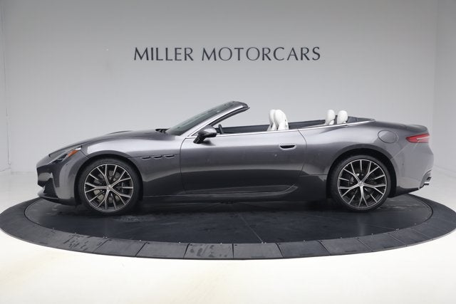 2026 Maserati GranCabrio Modena